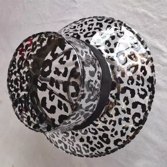 Trendy PVC Sun/Rain Hat - Picture 3 of 6